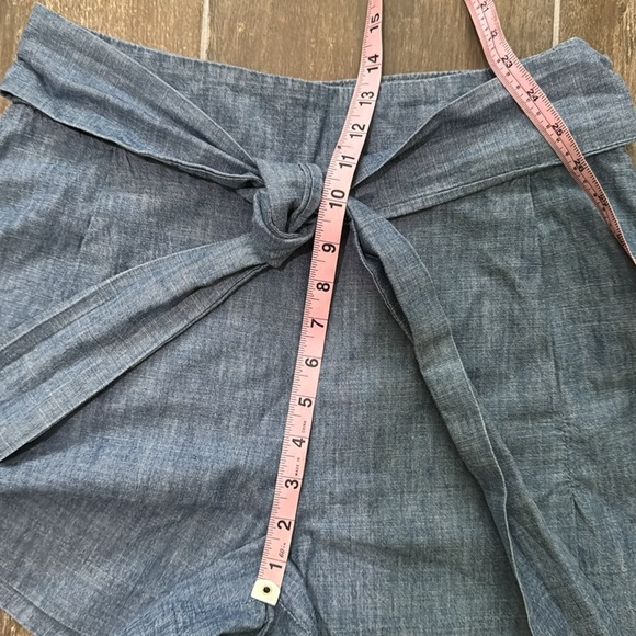 J. Crew Chambray Blue High Waist Shorts with Tie Belt size 6 - Picture 9 of 11